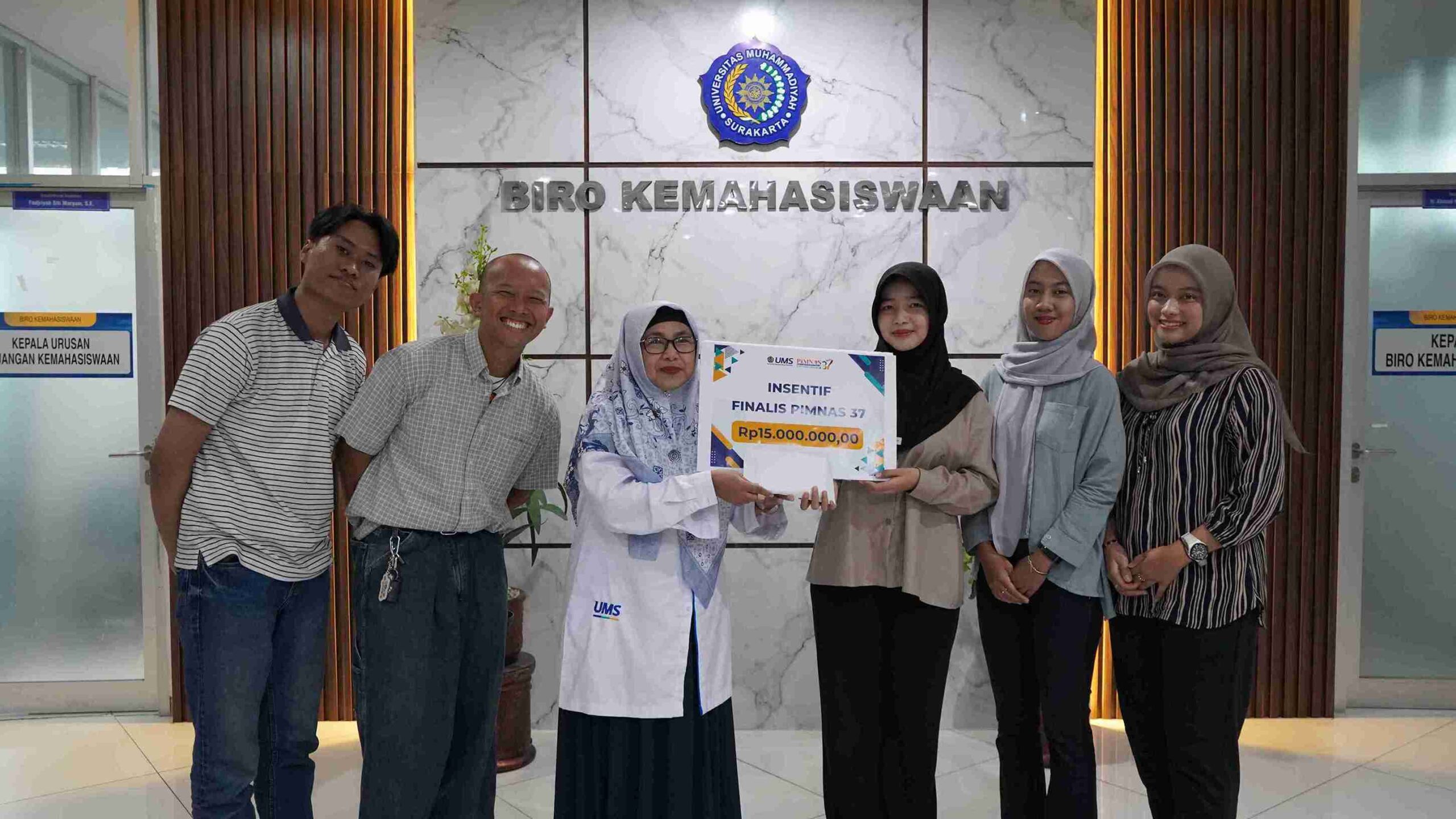 Biro Kemahasiswaan UMS Berikan Insentif bagi Finalis dan Pemenang PIMNAS 37
