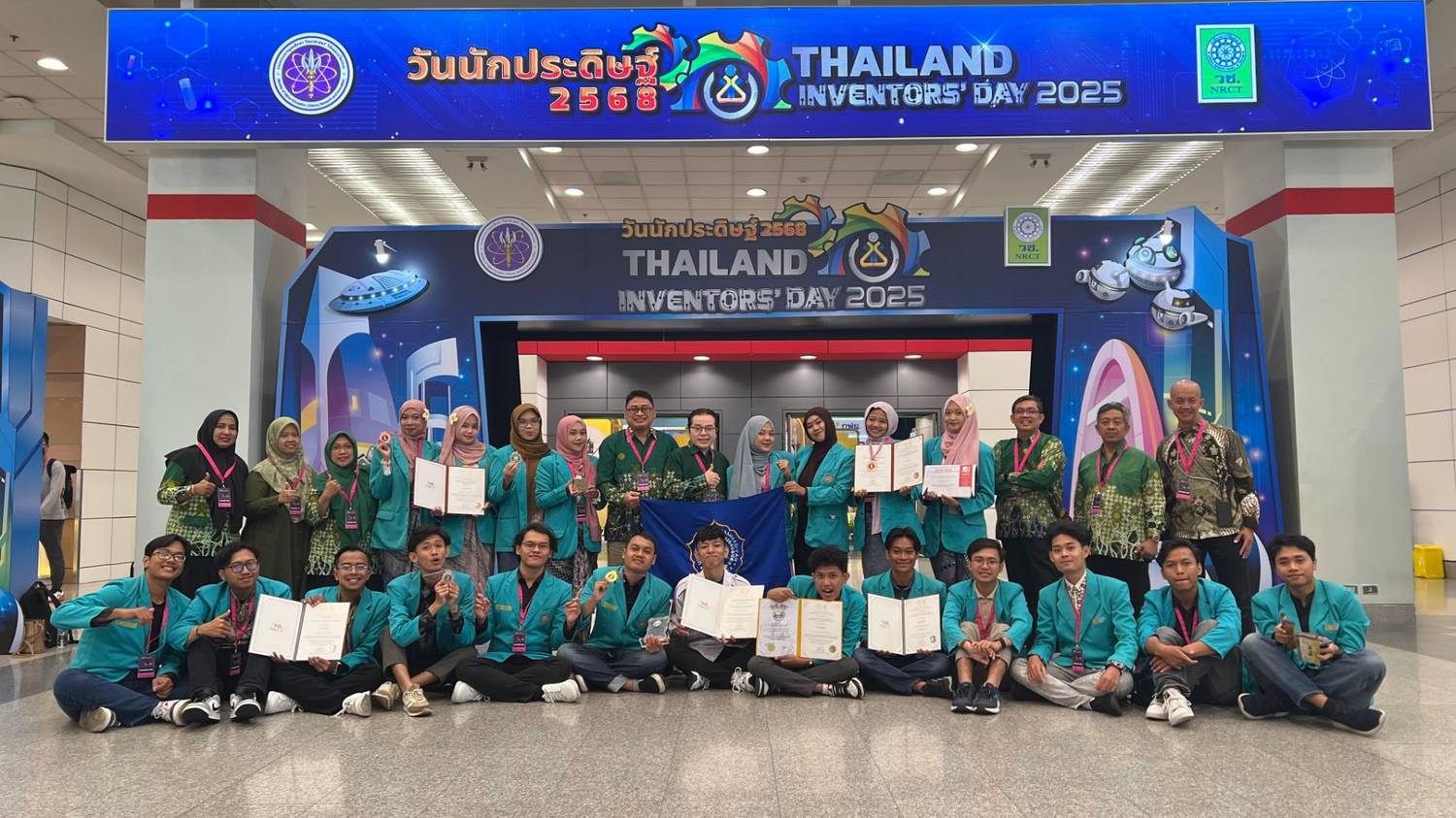 Mahasiswa UMS Raih Prestasi Gemilang di Thailand Inventors’ Day 2025